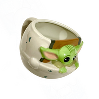 Taza Baby Yoda en nave